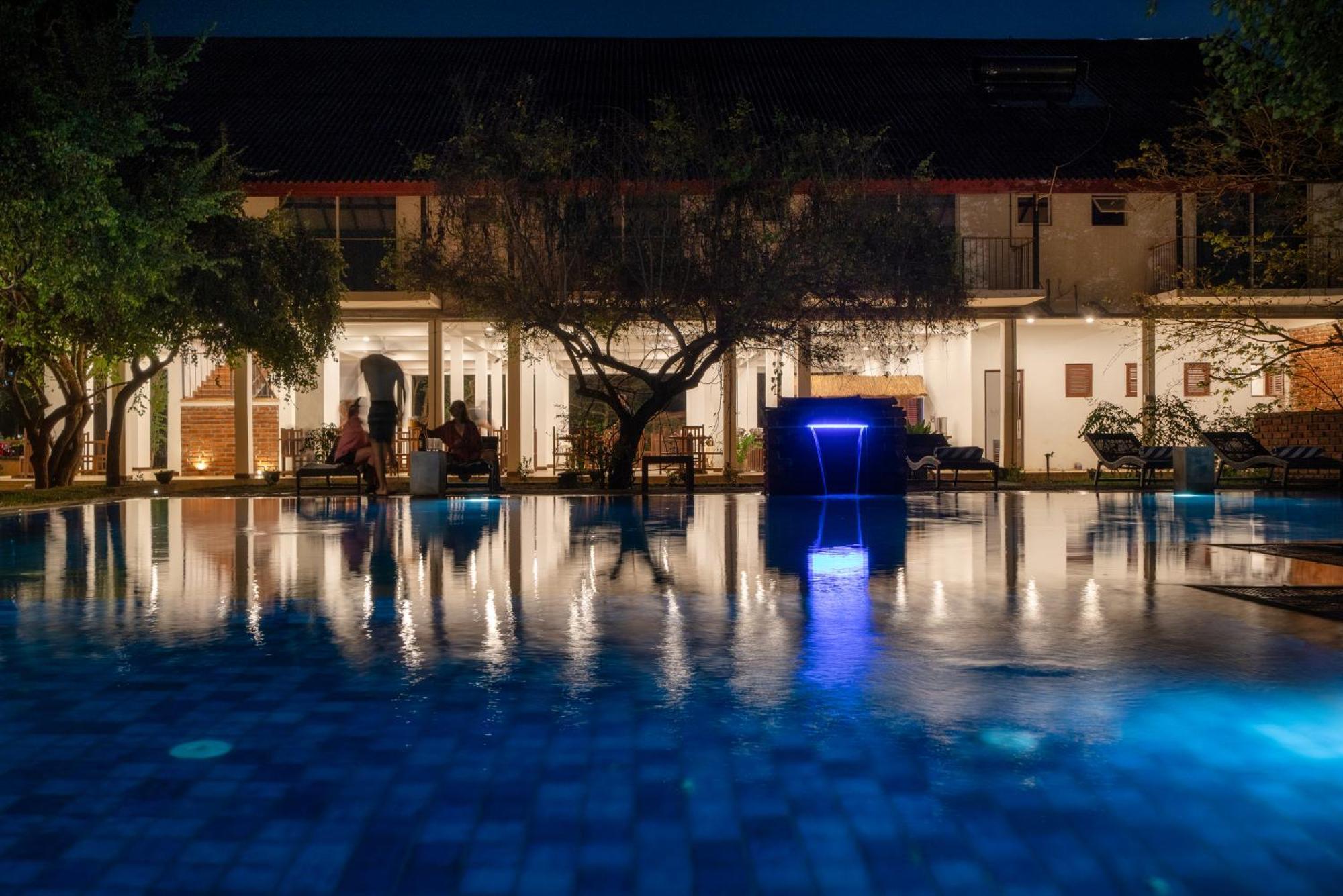 Lario Resort Sigiriya Exterior photo